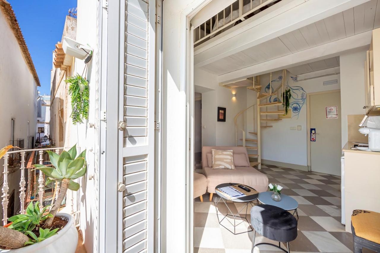 La Casa De La Favorita Hotel Tarifa Ngoại thất bức ảnh