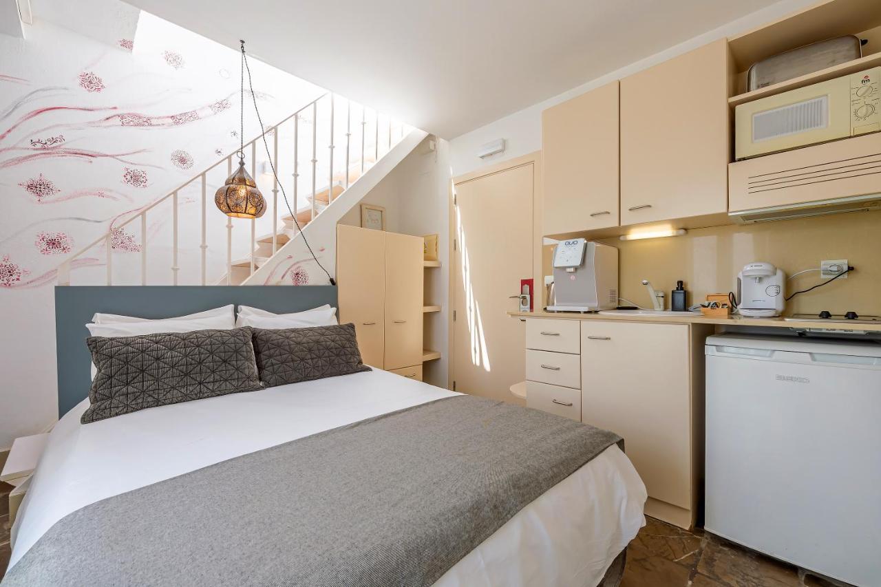 La Casa De La Favorita Hotel Tarifa Ngoại thất bức ảnh